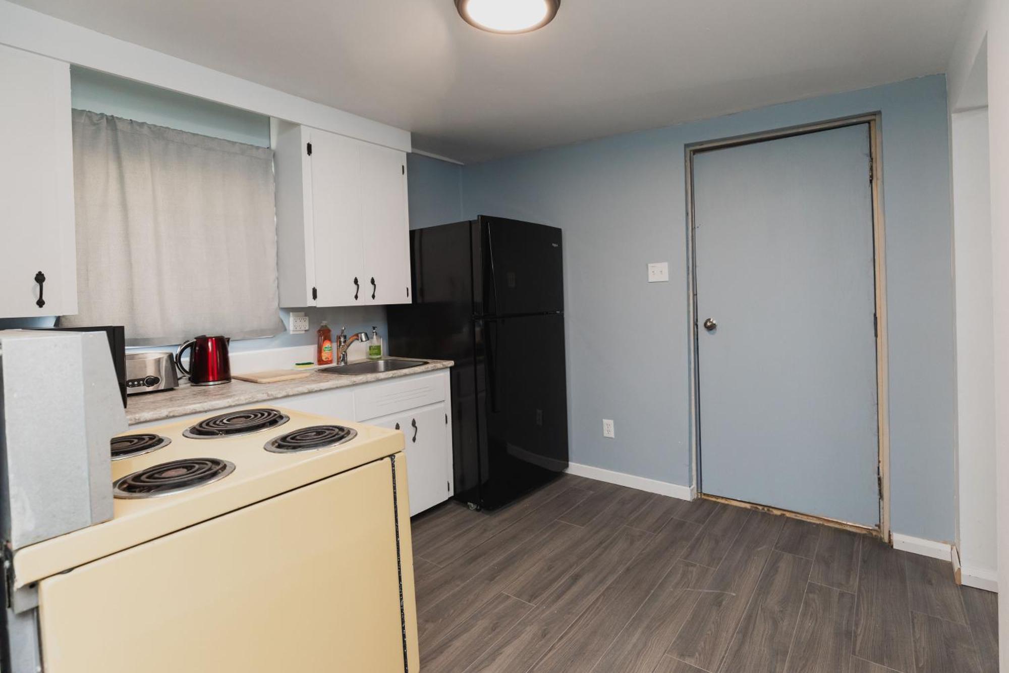 Avenir Centre Suite - Near Nbcc, Moncton Hospital, Airport Exterior photo