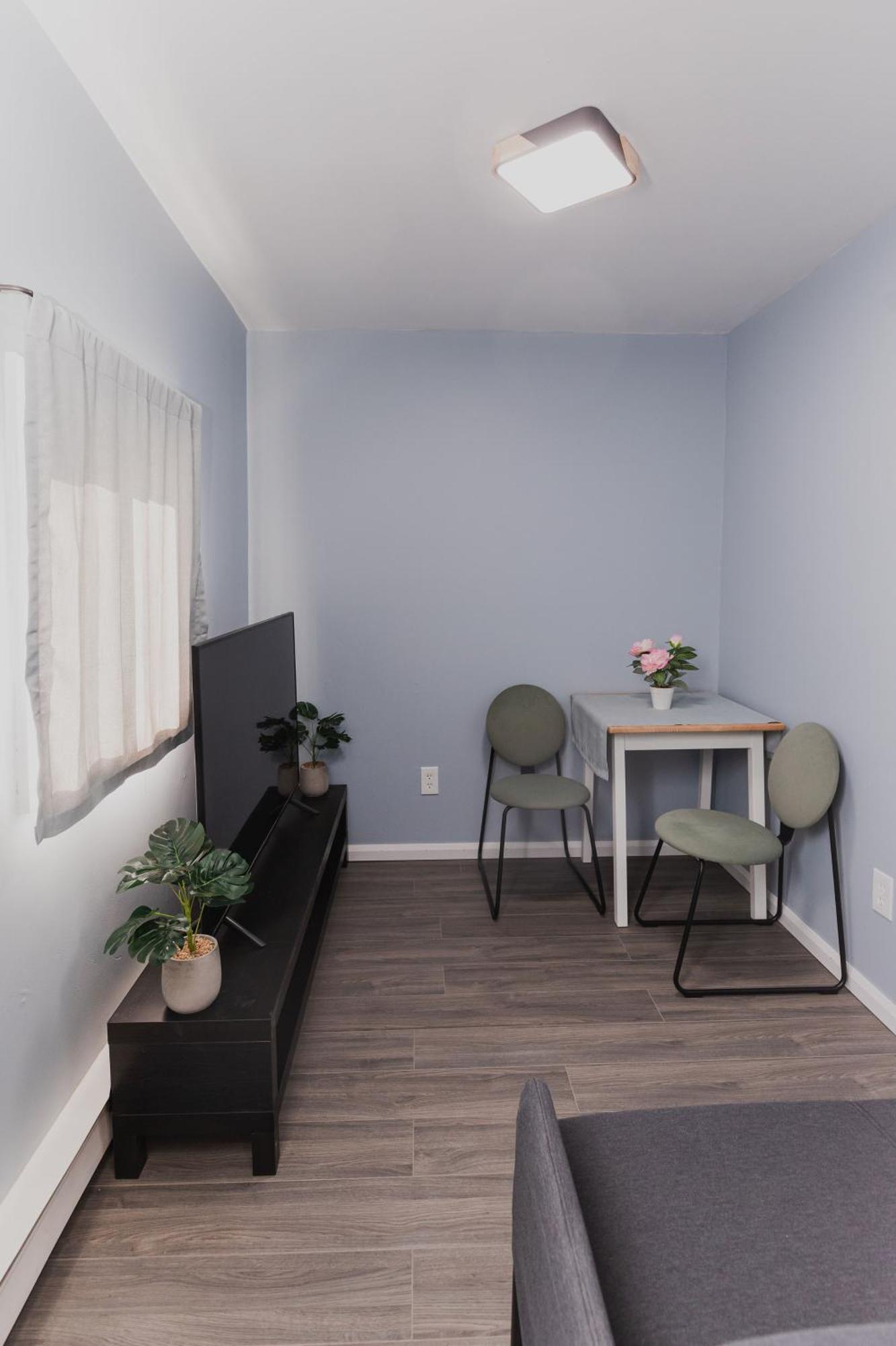 Avenir Centre Suite - Near Nbcc, Moncton Hospital, Airport Exterior photo